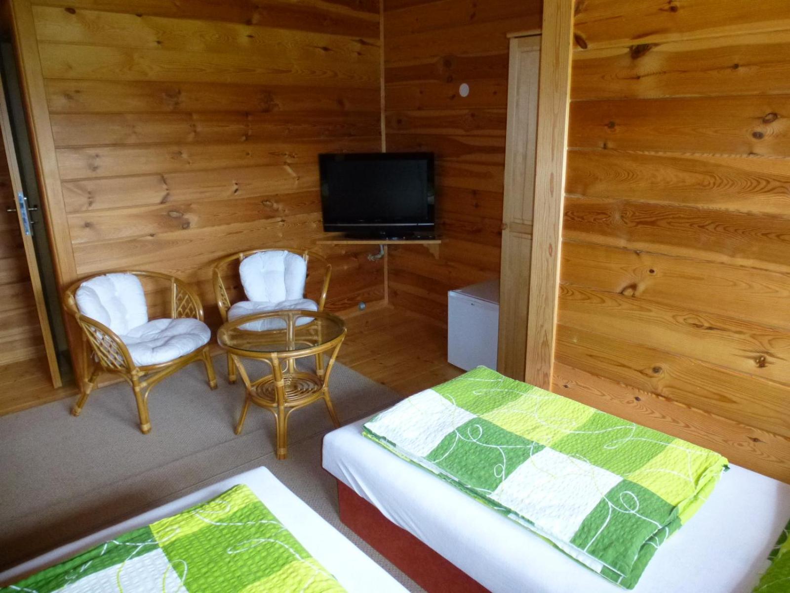Hotel Restaurace Vráž Trhové Sviny Habitación foto